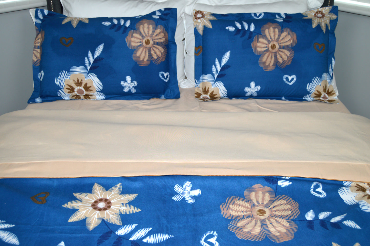 CREAM BLISS BEDDING SET OF 4
