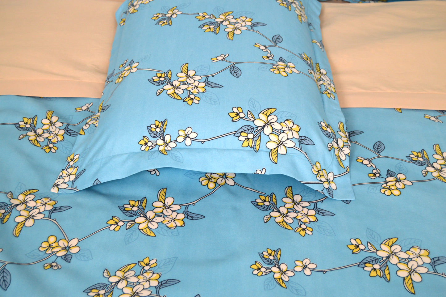 CREAM BLISS BEDDING SET OF 4 SUPER KING