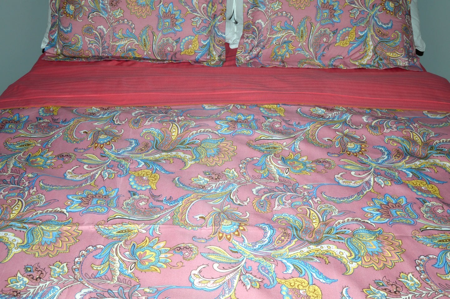 D PINK BLUSH BEDDING SET OF 4