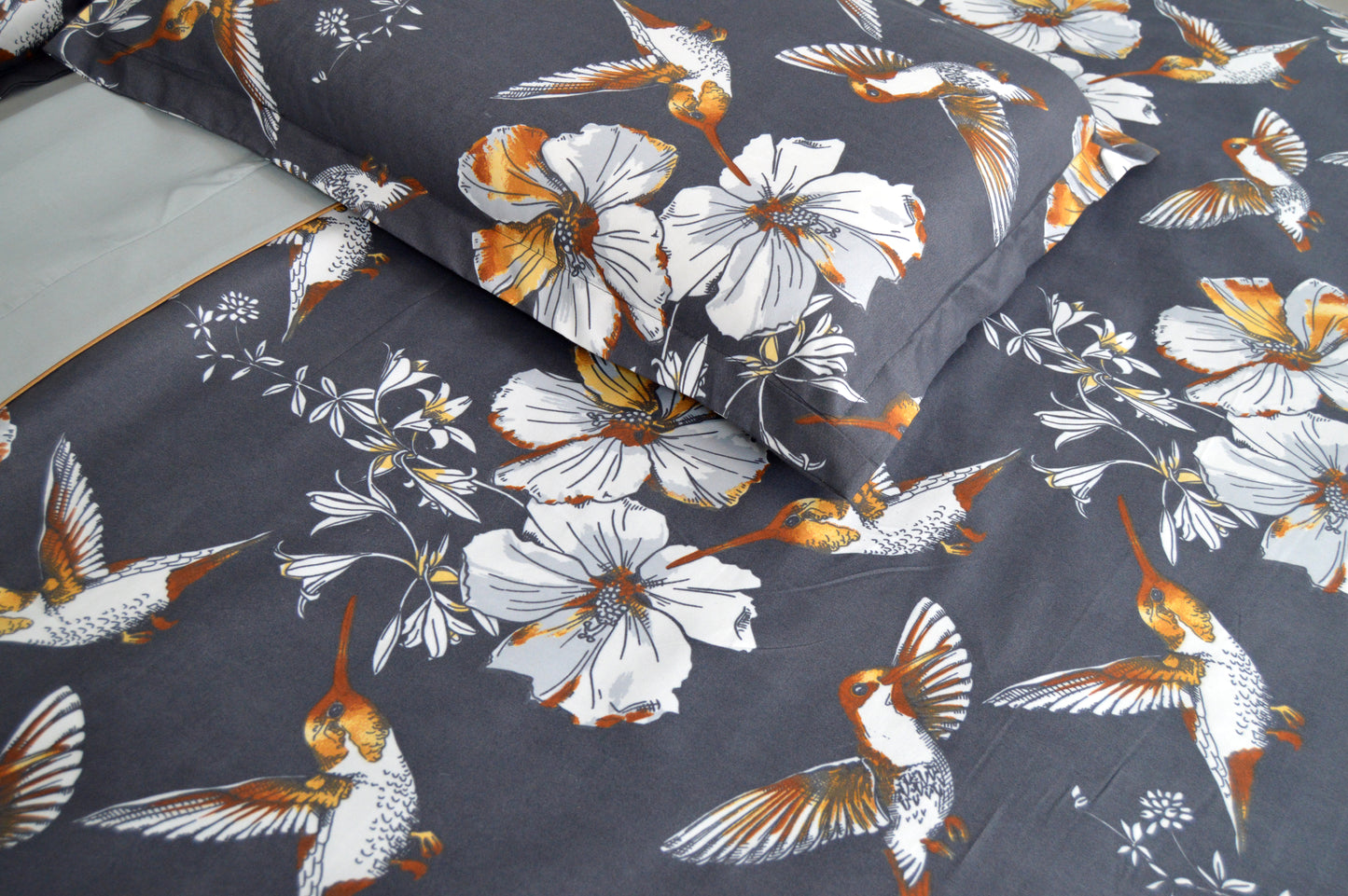 GREY SERENITY BEDDING SET OF 4