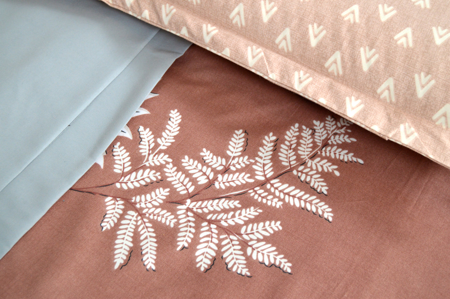 GREY DOVE BEDDING SET OF 4