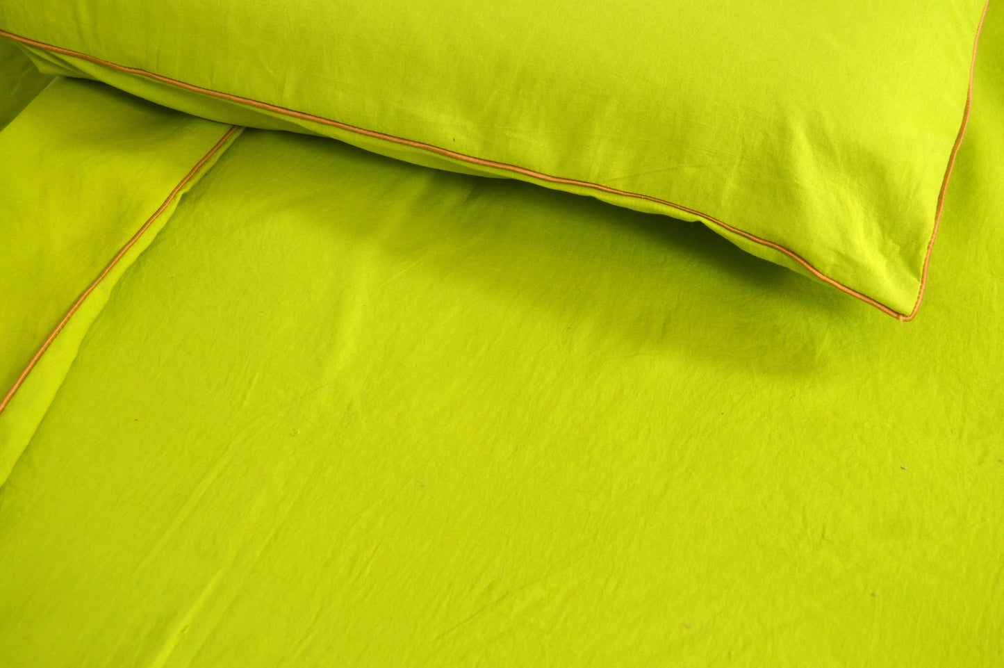 P GREEN PLAIN BEDDING SET OF 4