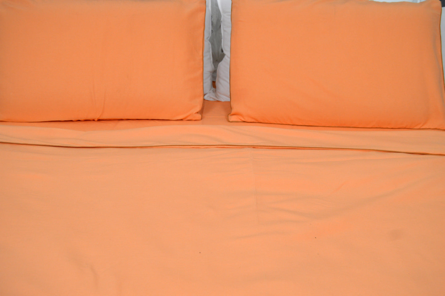ORANGE PLAIN BEDDING SET OF 4