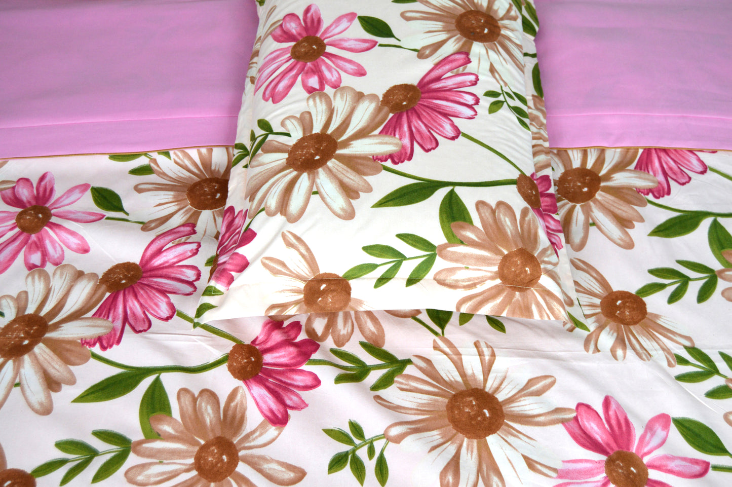 PINK PETAL BEDDING SET OF 4