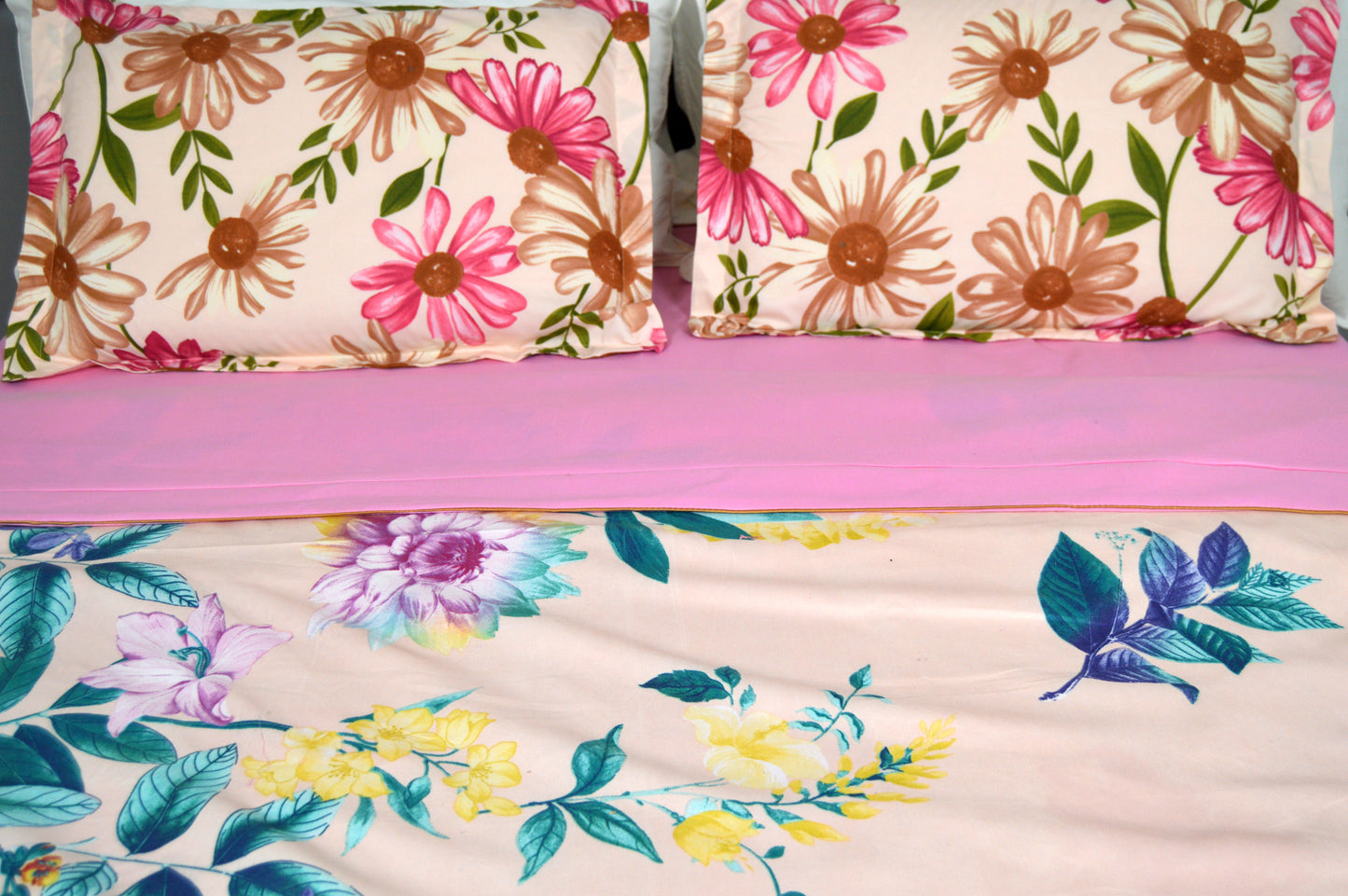 PINK PASSION BEDDING SET OF 4