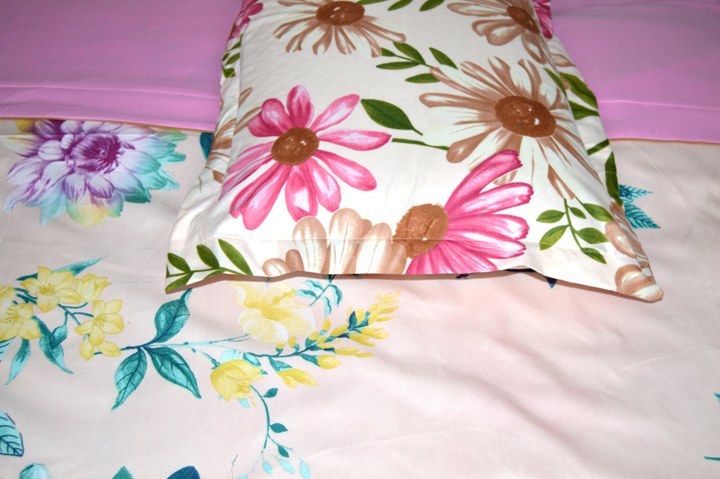 PINK PASSION BEDDING SET OF 4