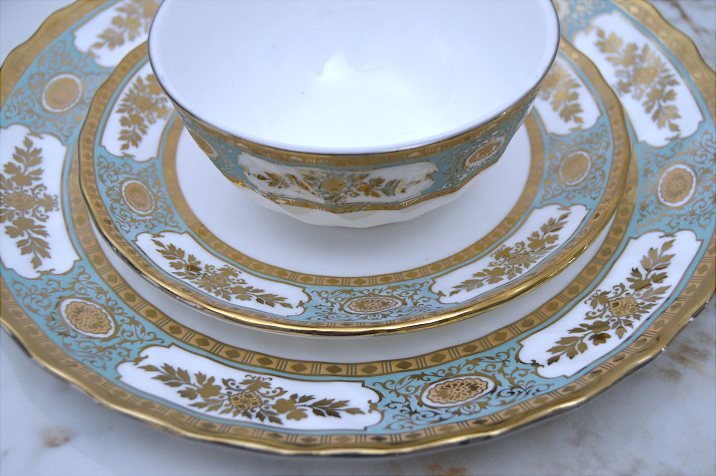 UB 351 DINNER SET