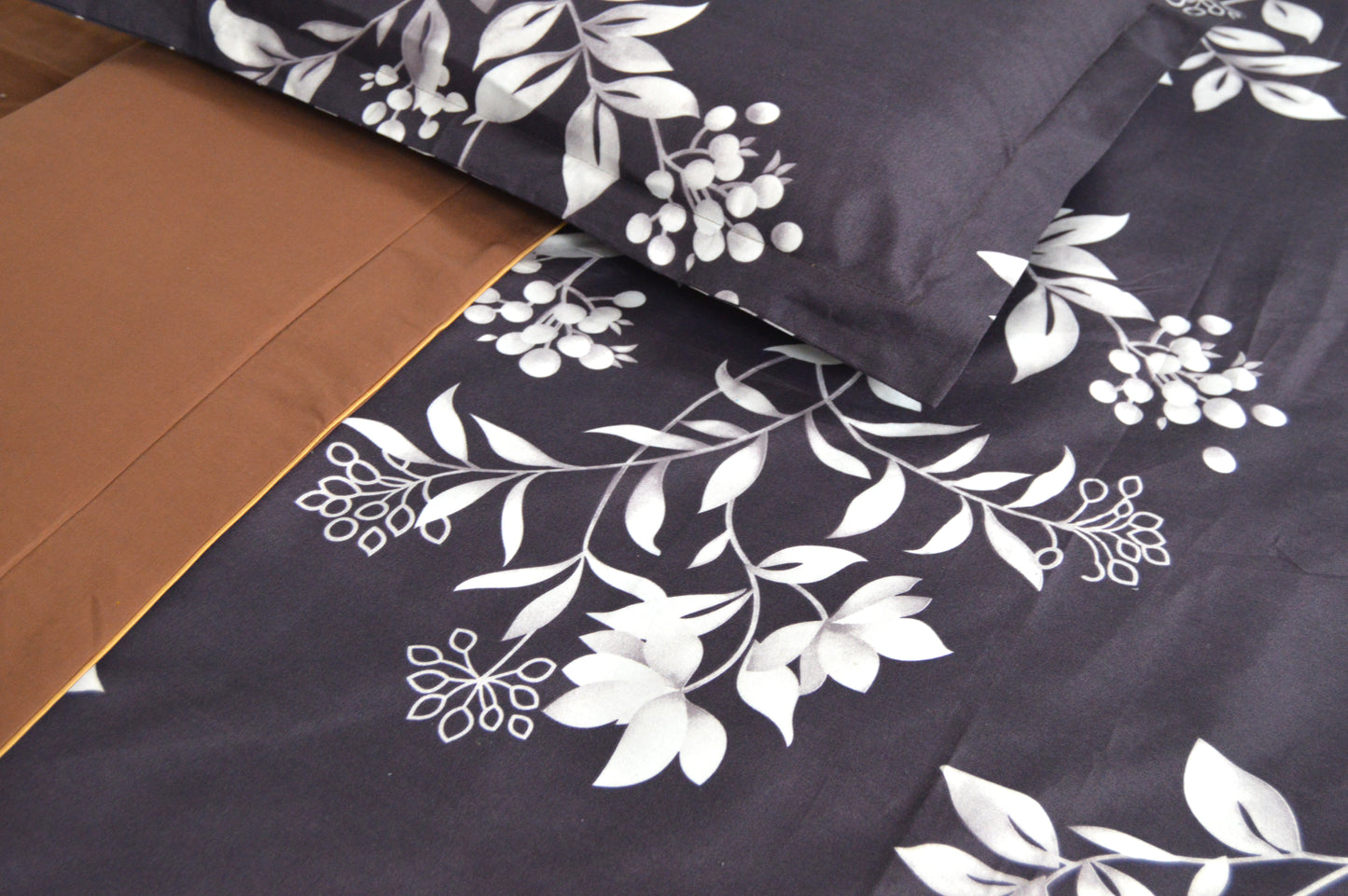 BROWN CHOCOLATE BEDDING SET OF 4