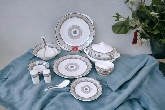 MEJESTY DINNER SET