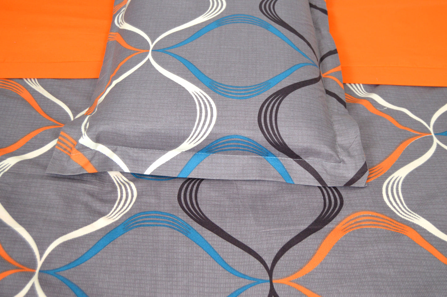 ORANGE COMFORT BEDDING SET OF 4 SUPER KING