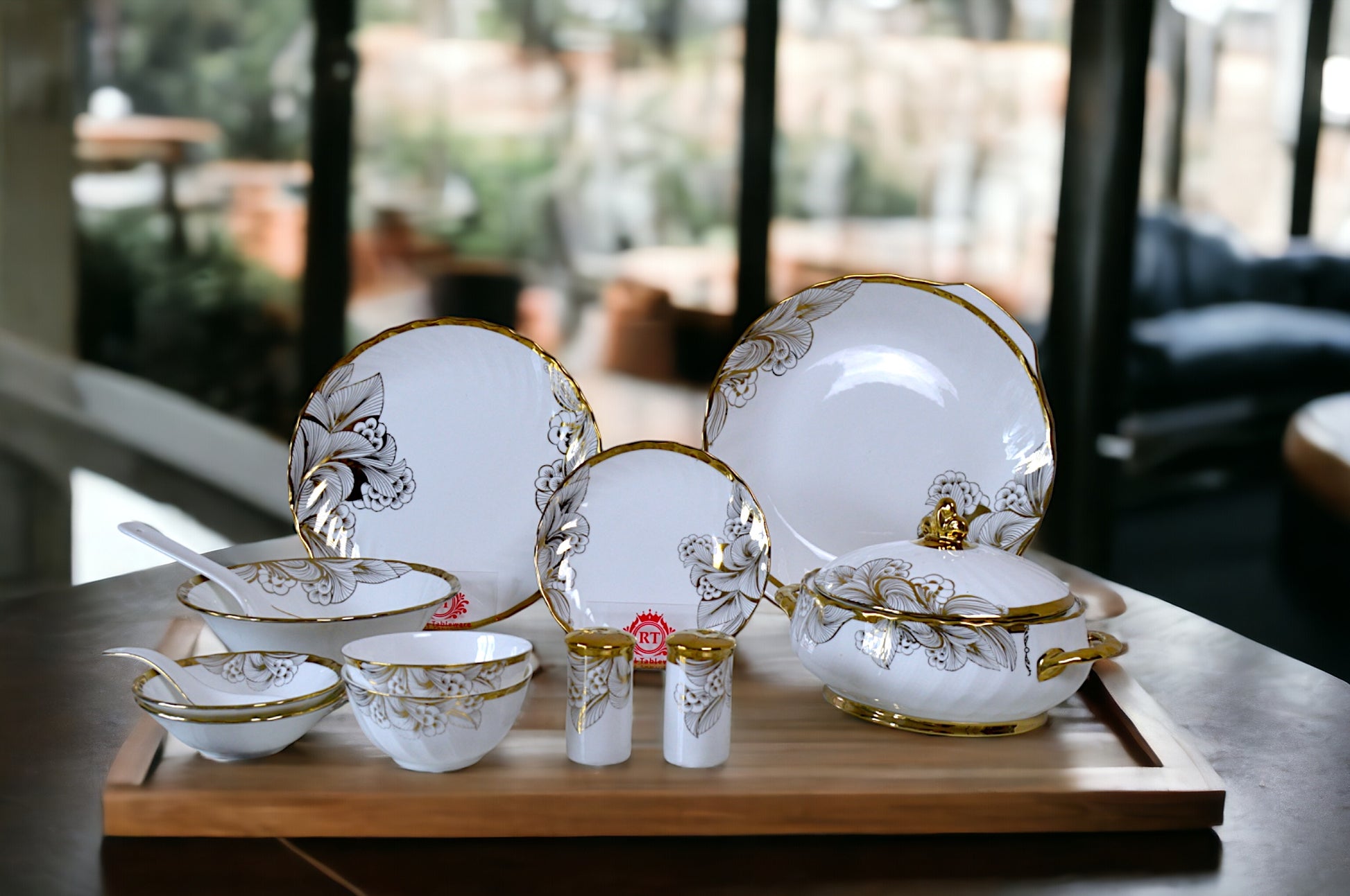 UB 353 DINNER SET - Main Image